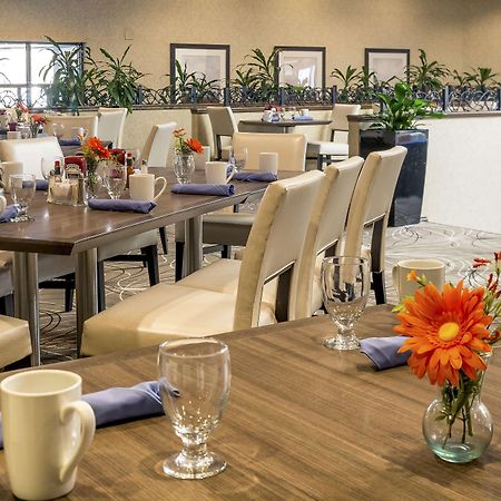 Doubletree By Hilton Boston-Milford Hotell Eksteriør bilde