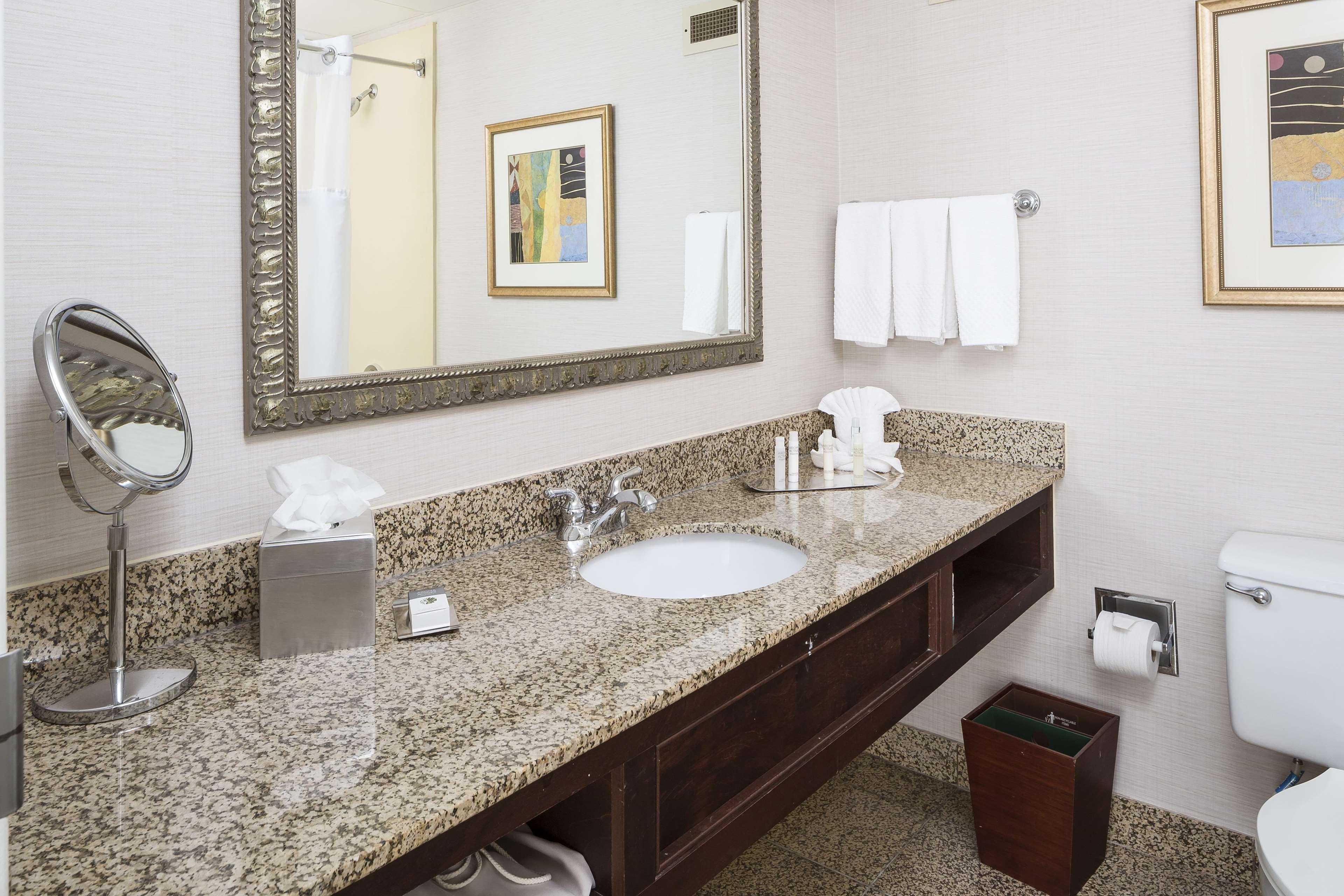 Doubletree By Hilton Boston-Milford Hotell Eksteriør bilde