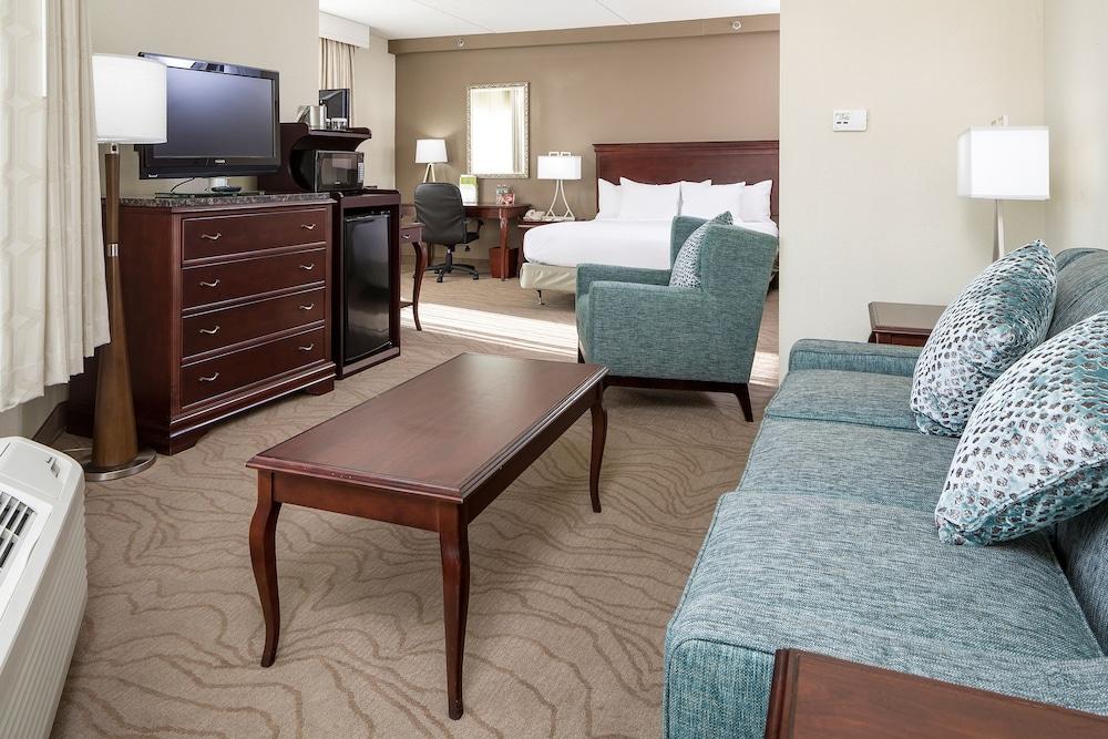 Doubletree By Hilton Boston-Milford Hotell Eksteriør bilde